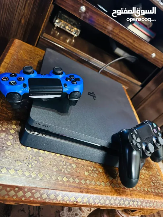 Playstation 4 Slim بلاستيشن 4 سلم