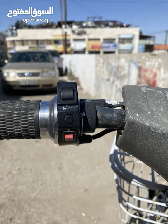(سكوتر /دراجه) كهربا للبيع المستعجل