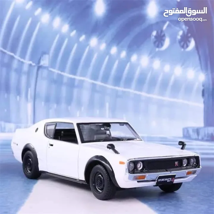 مجسمات قياس 1\24 منوعة يوجد مرسيدس وبي إم دبليو وبورش وفيراري وداتسون والكثير من السيارات الكلاسيكية