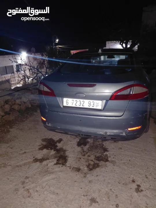 سياراه فورد مونديوو