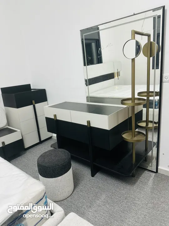 للتميز عنوان