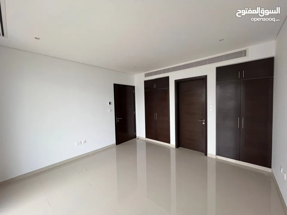 1 BR + Study Room Spacious Apartment for Rent in Al Mouj
