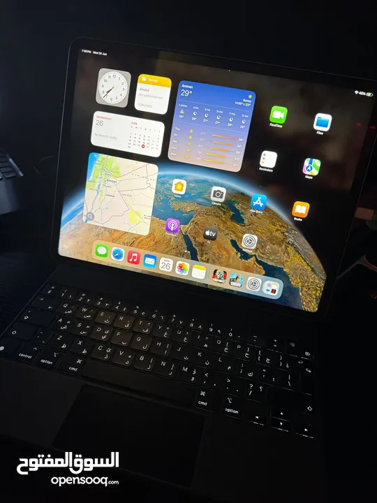 iPad Pro 6 12.9 و Magic keyboard