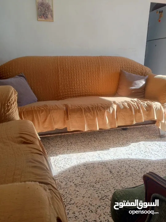 للبيع  بداعي السفر طقم كنب 7 مقاعد مع كفر