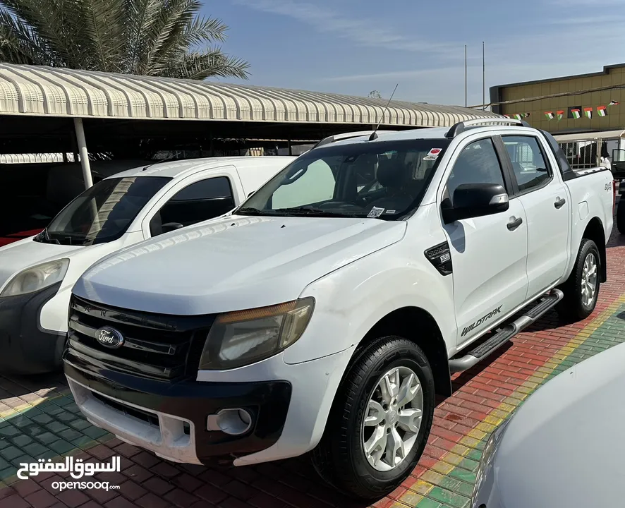 Pickup ford ranger diesel 4x4 3.2L 2015 Gcc full options