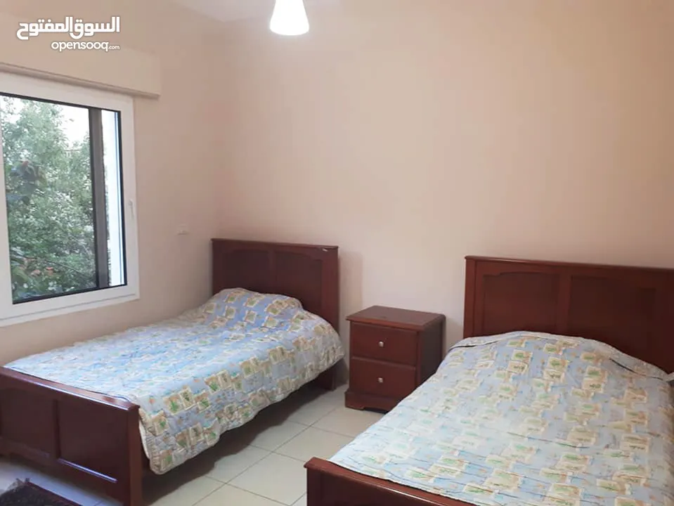 فيلا مستقلة للإيجار مفروشة بالكامل مكونه من 5 نوم