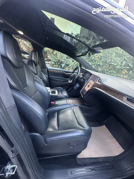 Tesla Model X وارد الشركة مميزة جدا