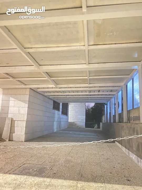 عمارة سكنية مجددة بالكامل  للبيع
