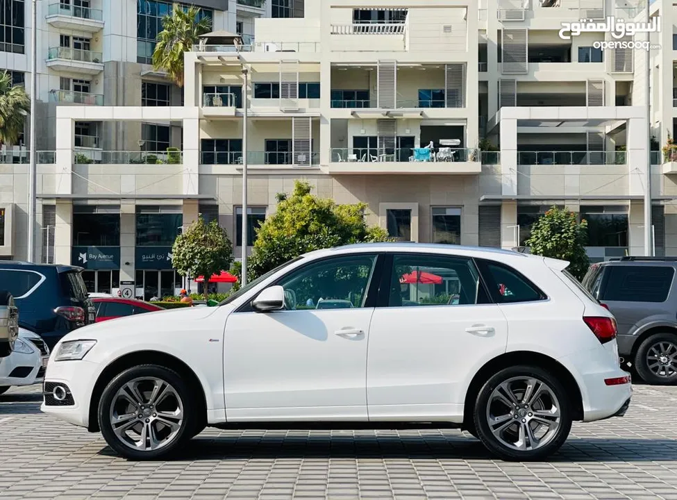 AUDI Q5 S-LINE 40-TFSI GCC SPECS EXCELLENT CONDITION