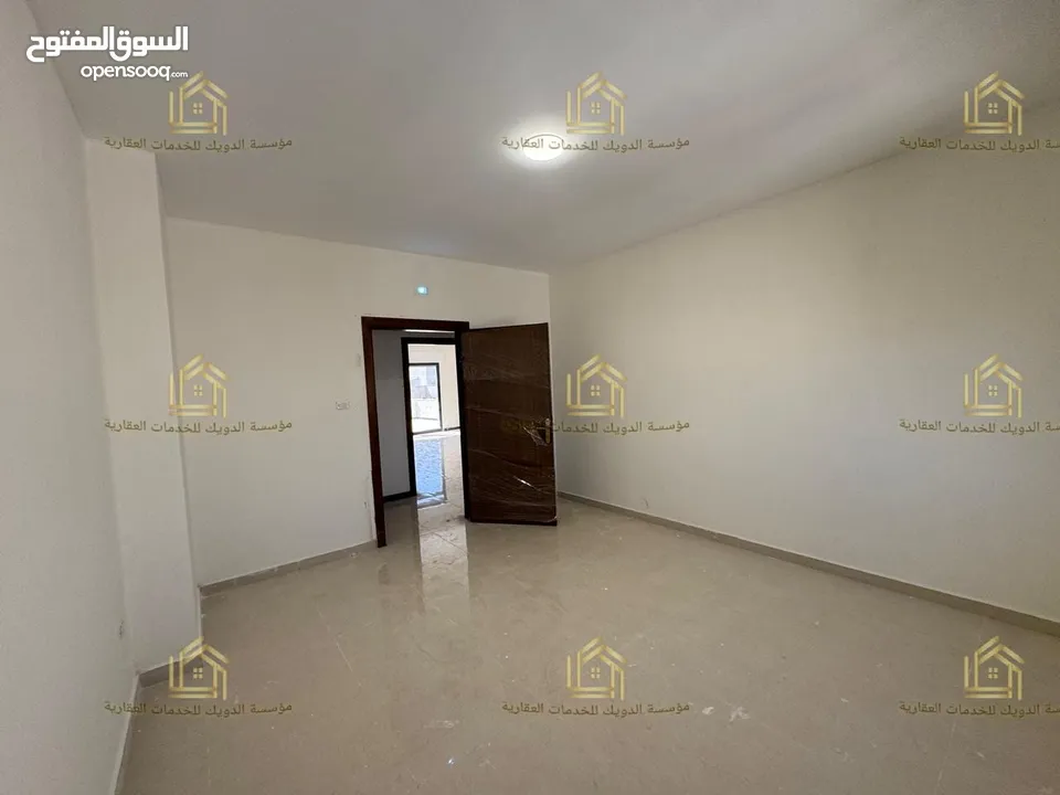 روف جديد لم يسكن مع ترسات بإطلالــــه بانوراما