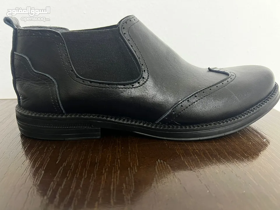 حذاء رسمي جلد لون أسود جديد للبيع