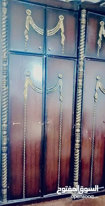 غرفة نوم مميزة خشب ثقيل للبيع بسعر مغري جداً