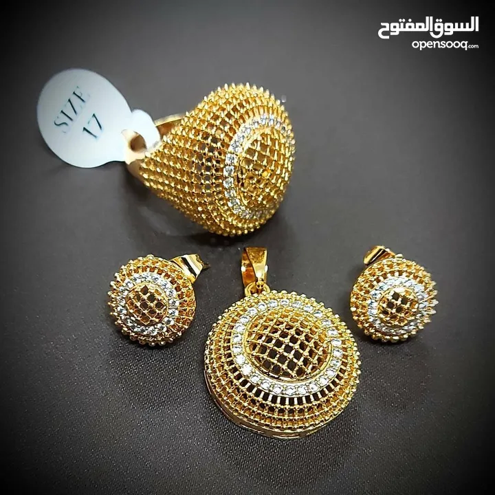 18k gold pleated set