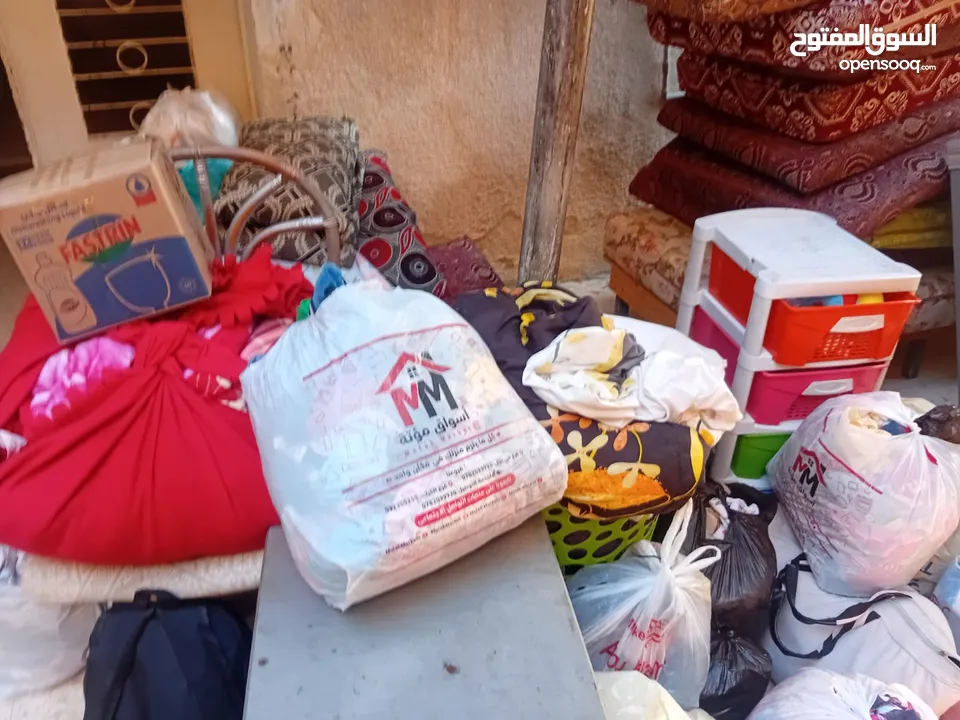 نشتري جميع انواع الاثاث المستعمل والخردوات والنثريات