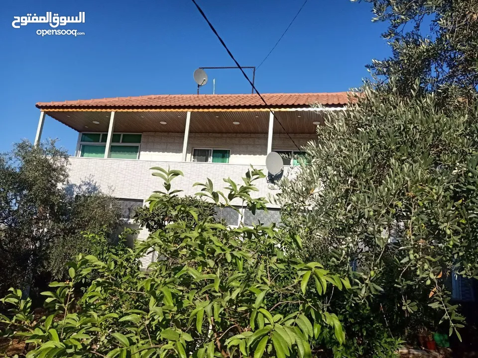 شاهد هذا الاعلان على طابو  منزل مستقل طابقين نظام أمريكي للبيع مع قطعة أرض مشجره مفروزه بقوشان مستقل