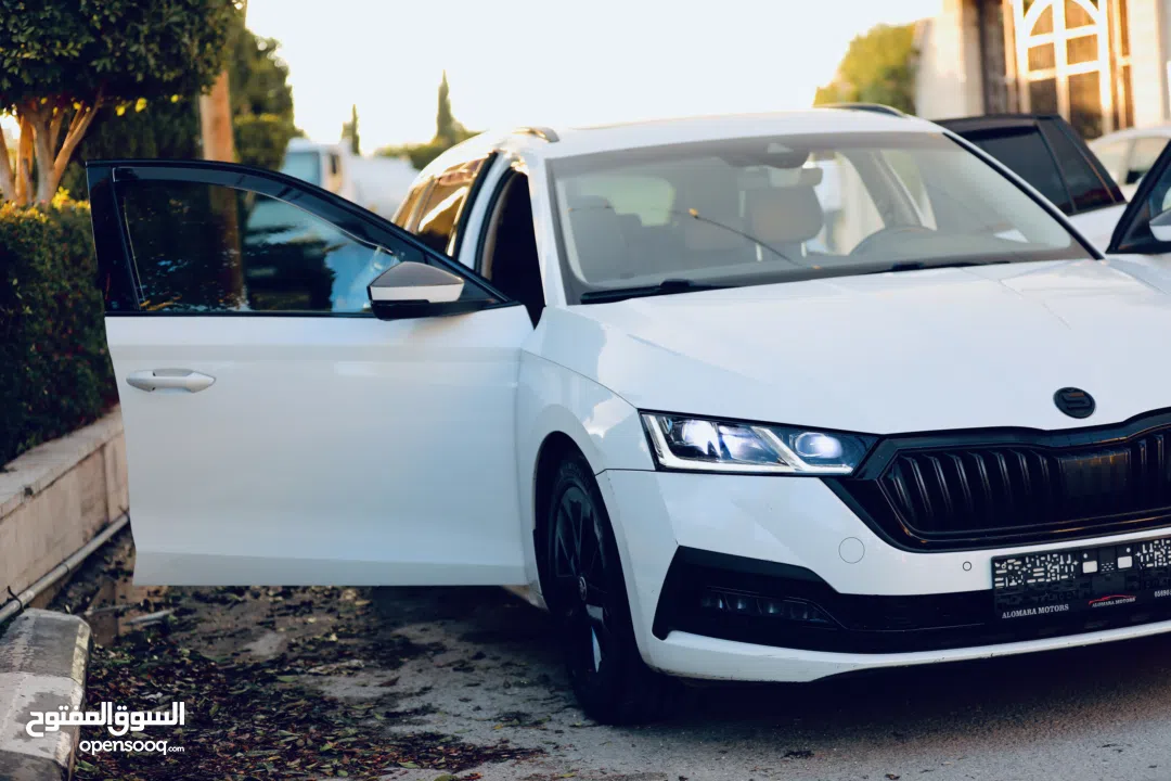 سكودا اوكتافيا ترخيص 2020  فل اضافات مش ناقصها ولا برغي فحص نخب تواصل على الرقم المرفق بلاعلان