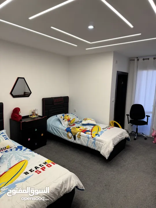 شقة للبيع بيتونيا دوار الفواكة نصف كاش ونصف شيكات لغاية 50 شهر فقط