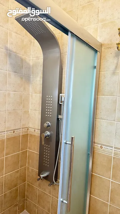 شقة مفروشة ديلوكس للإيجار بجانب الجامعة الأردنية مساحة 165م
