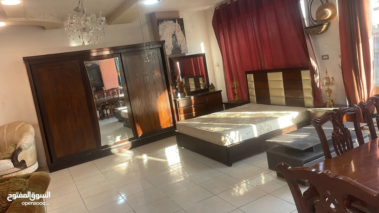 نشتري الاثاث المستعمل والاجهزه الكهربائيه والرياضيه والمكاتب والمطابخ بافضل سعر  ( معرض السمهوري )