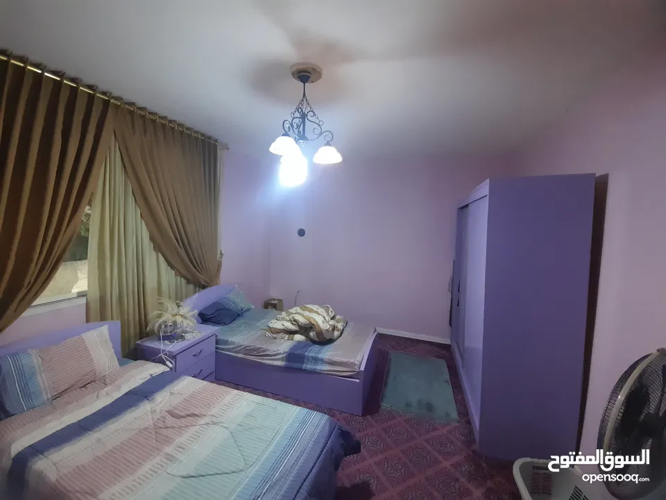 شقة طابق ارضي 150 متر للبيع