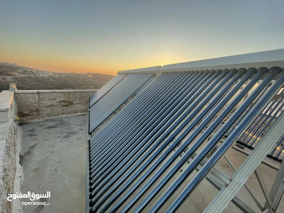 نظام تدفئة وتنقية مياه كامل متكامل بكل ما يلزم للبرك، تدفئة المنازل..... بحالة ممتازة شبه جديد للبيع