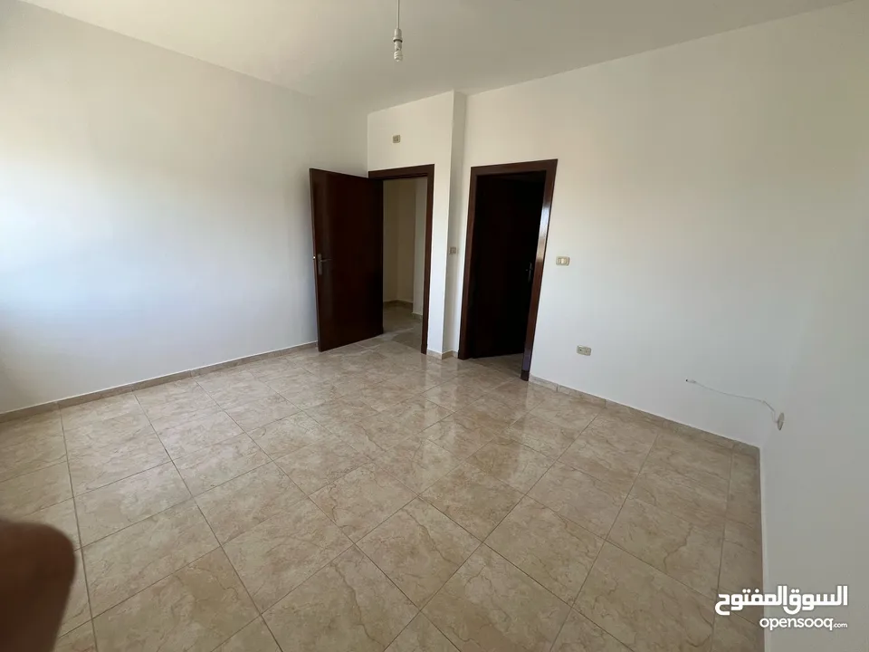 شقة فارغة - الجندويل - 2نوم - قرب الخدمات العامة
