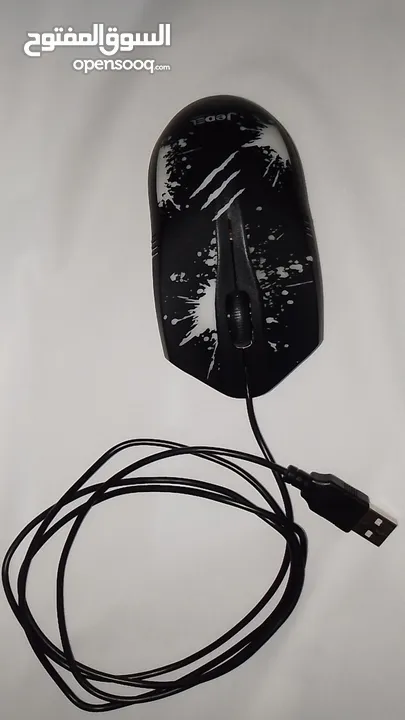 ماوس ألعاب Jedel بإضاءة RGB ملونة وجذابة، مستعمل بحالة ممتازة ويعمل بكفاءة عالية، مناسب للجيمينغ