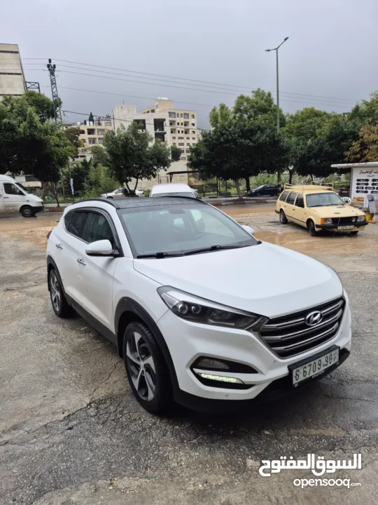 توسان 2017 فل مسكر  4×4