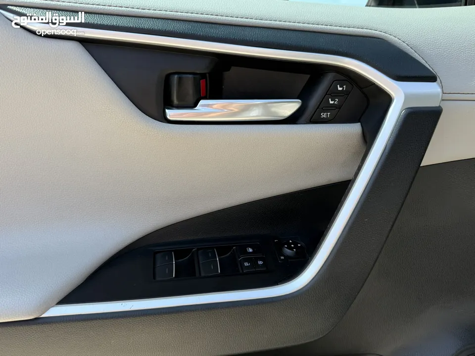 تويوتا RAV4 ترخيص 2022 محرك 2500 هايبرد