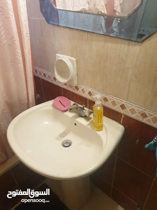شقة سكنية للبيع في صويلح