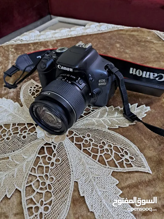 كاميراCannon 600d للبيع