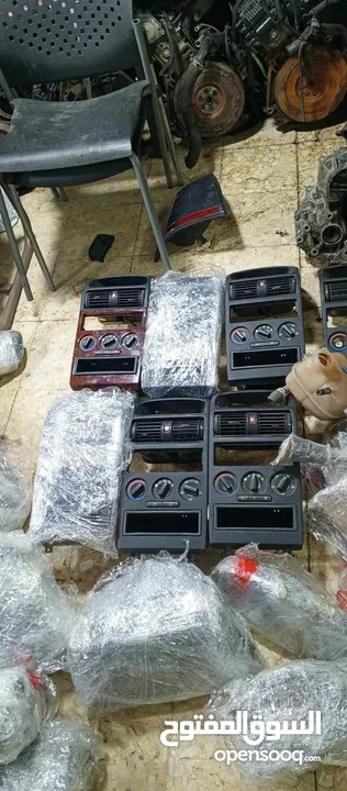 محلات سائر قرقش لبيع قطع الغيار الاوبل و يوجد قسم ميكانيك جديد ومستعمل قطع بدي وقطع ميكانيك