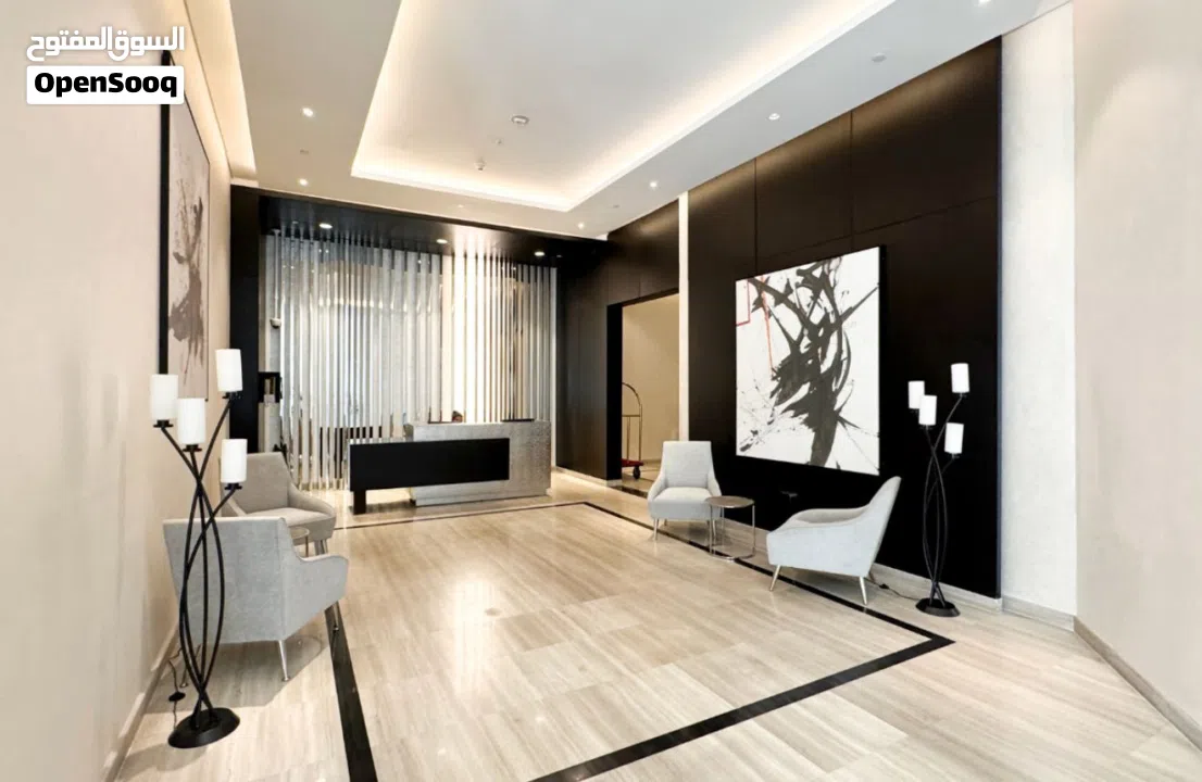 الاكثر طلبا جاهز للتسليم استديو مجهز بالكامل مع الفرش بالكامل مجانا بمنطقه حيويه استثماريه متميزه