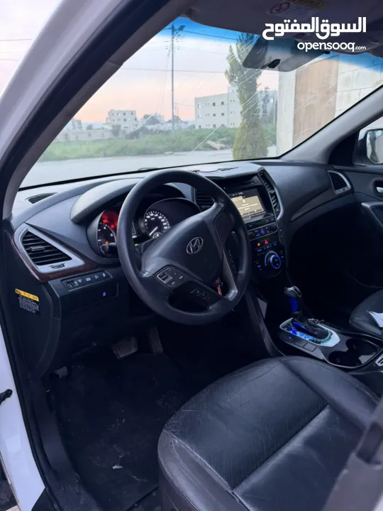 سانتافيه 2018 بدون فتحة