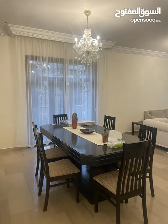 شقة طابق اول بموقع جدا مميز  في ارقى احياء - عبدون - على الاطلاق ثلاث غرف نوم (ID#: 6945)