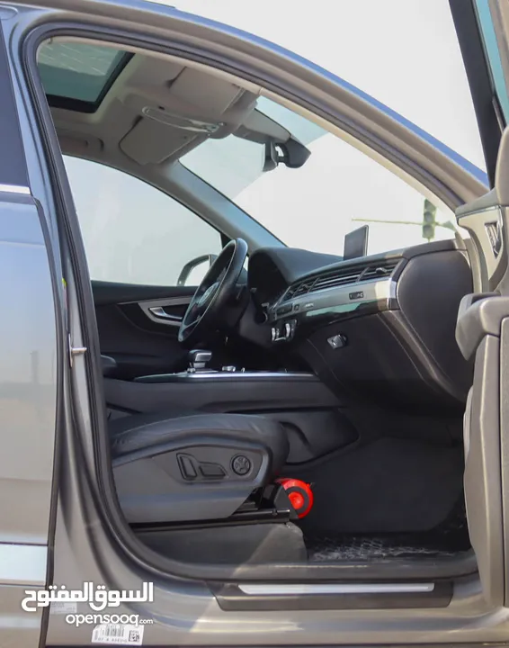 Audi Q7 40 TFSI quattro 2017 V4  GCC, accident-free in excellent condition service history from Audi