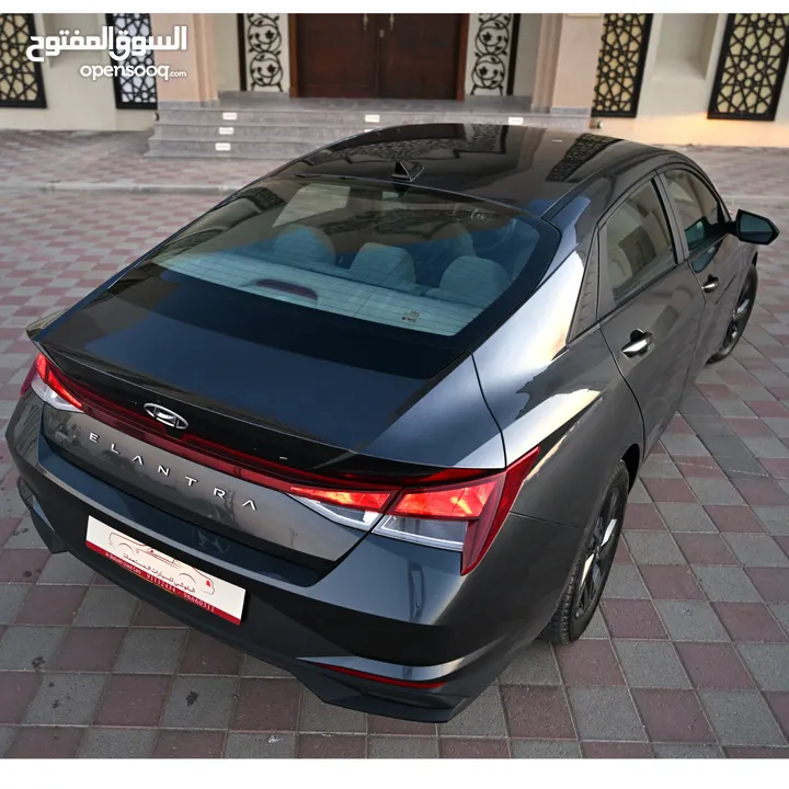 Elantra SEL 2021  بدون حوادث أو غرق