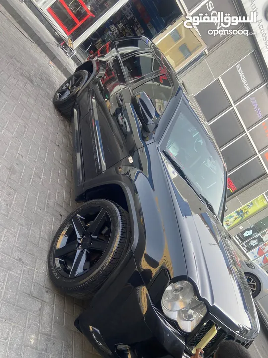 جيب شروكي اس ار تي 8 اصلي للبيع  jeep Cherokee original srt8 for sale