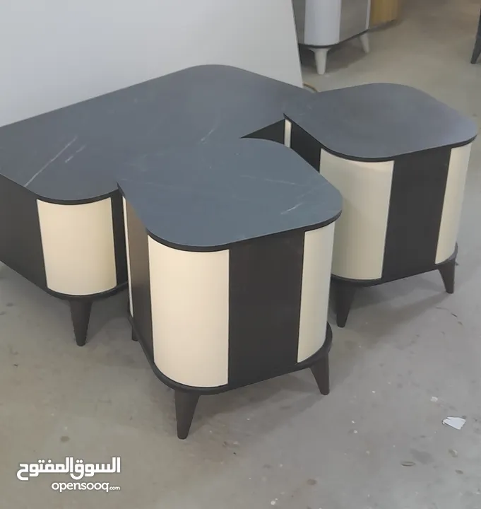 طاولات وسط مكون من ثلاث قطع خشب لامنيت 18م الون حسب الطلب مقاسات كبيره
