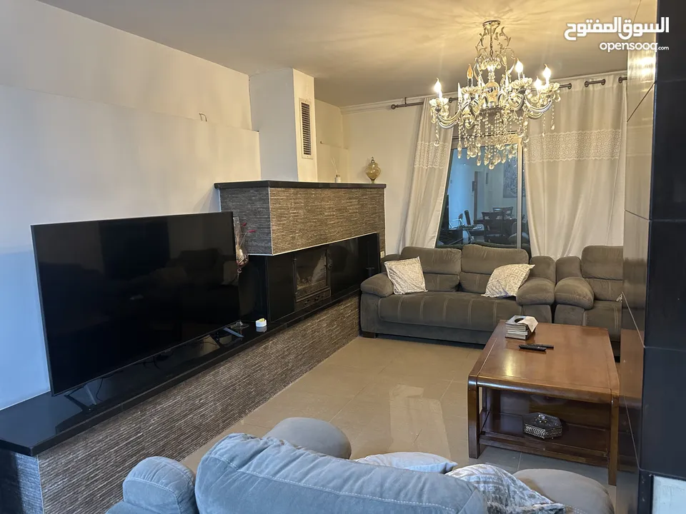 بيت للايجار منطقه عين منجد رام الله