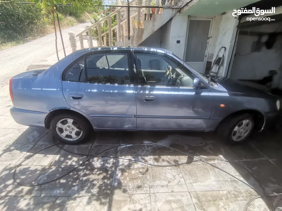 هونداي اكسنت موديل 2000 قصت الفيرانا الون ازرق قابل للتفاوض