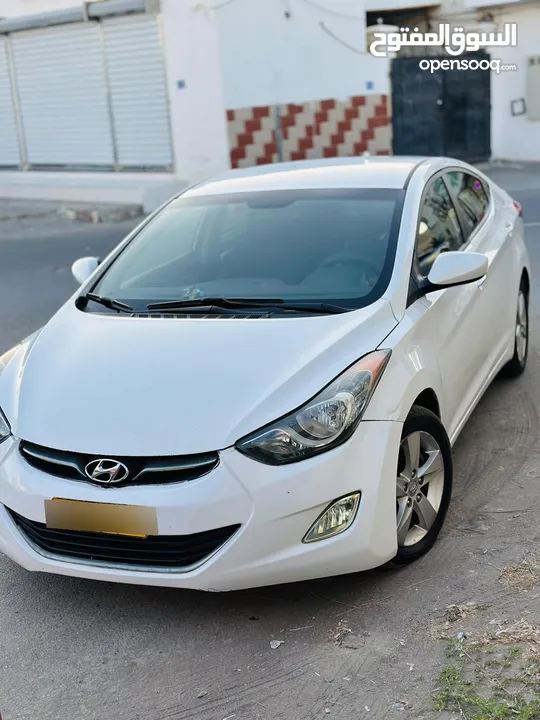 Hyundai Elantra 2012