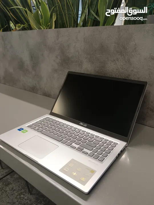 Laptop ASUS i7 جيل 11