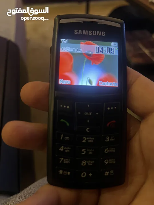 اجهزه موبايل قديمه ممتازه لمحبي الماركات القديمه منها نوكيا 6300 سفير  سامسونج الشفره لوميا مايكروسف