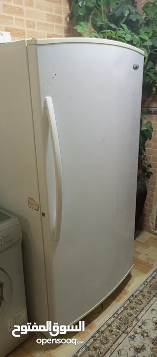 فريزر ويربول بحاله ممتازه نظام امريكي