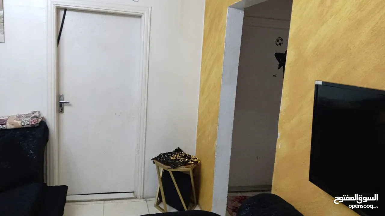 شقه للبيع في ماركًا الشمالية  التواصل على الرقم المكتوب على الوصف