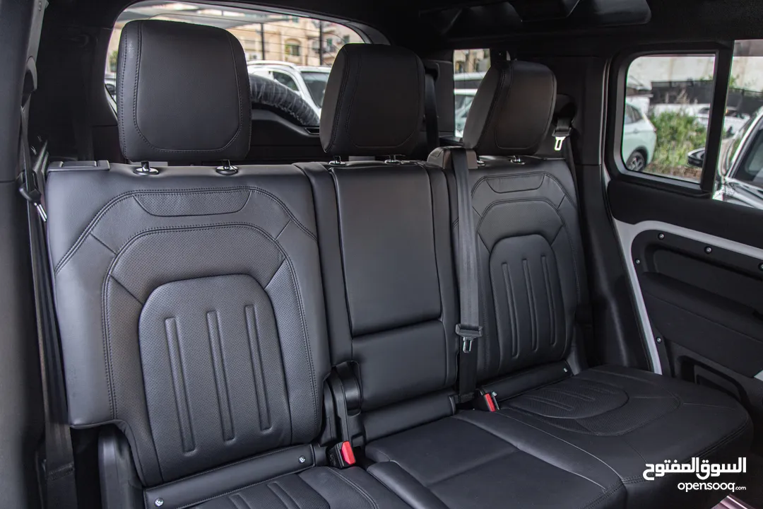 Land Rover Defender 2022 Gasoline Black edition