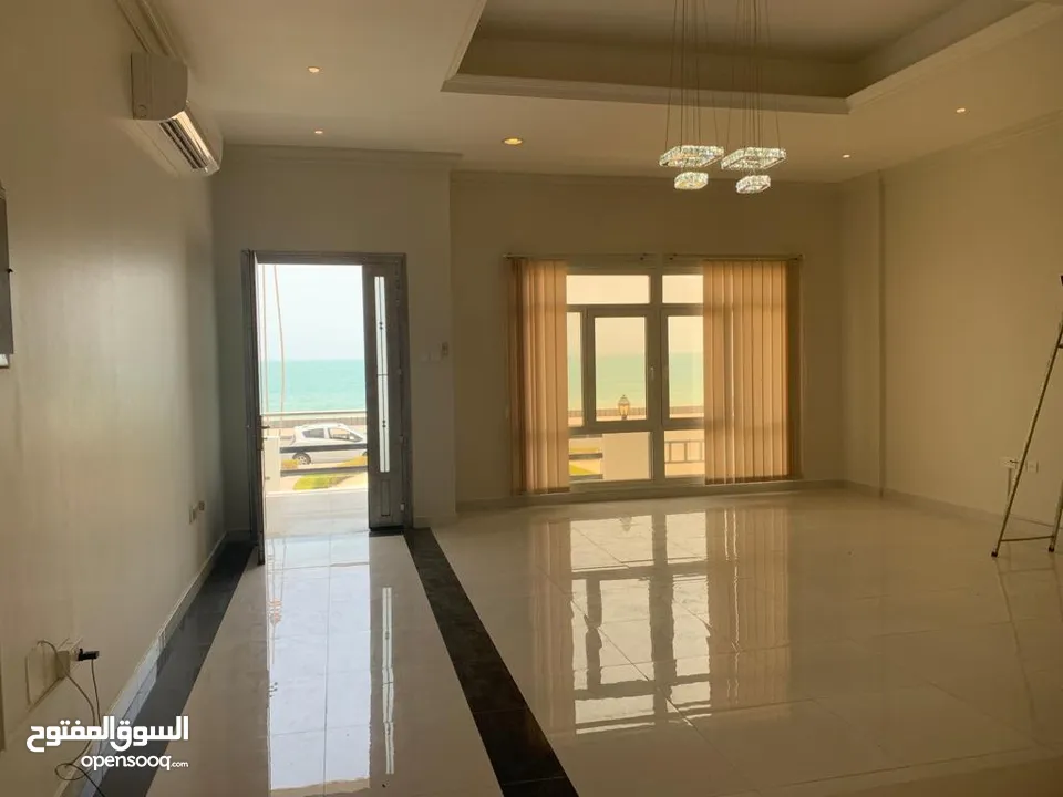 amazing villa facing the beach for rent in alhail north