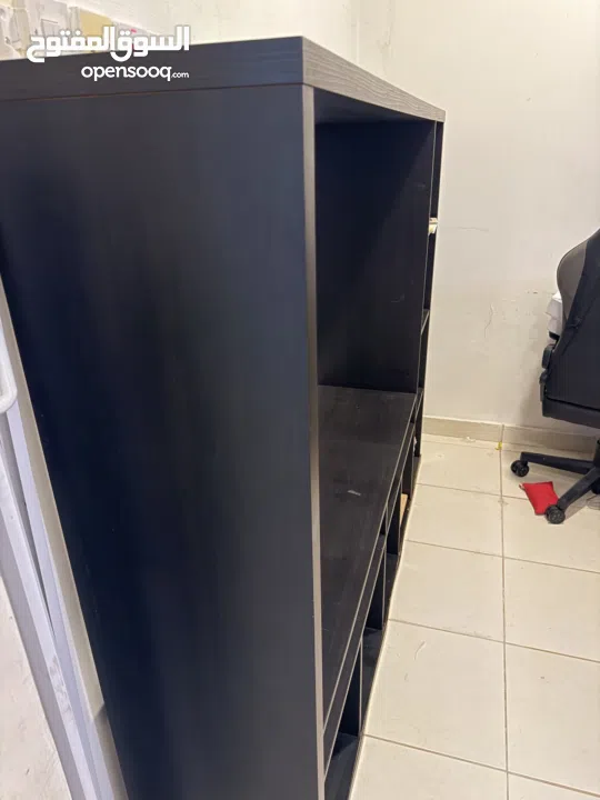 رف حق التلفزيون يوسع 65 بوصه و اكثر من رفوف