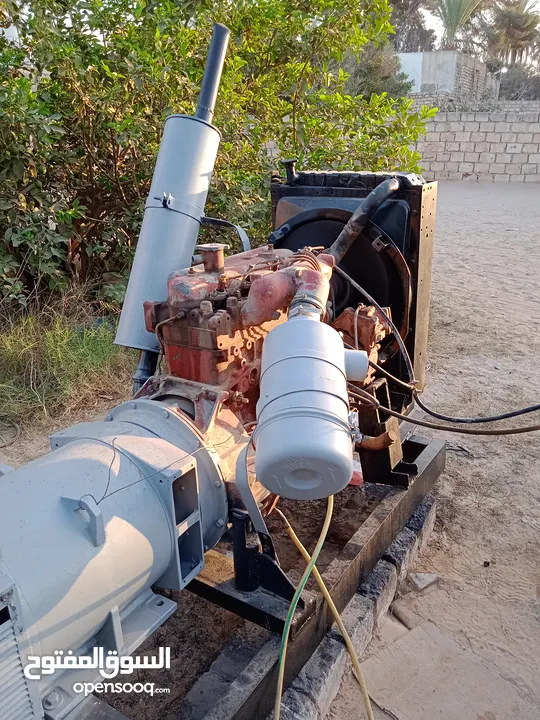 مولد  افيكوIVECO نافطة كهرباء 35KVA نفس محرك شاحنة الويمي . قطع غيار متوفرات بكثرة  البيع كاش او شيك